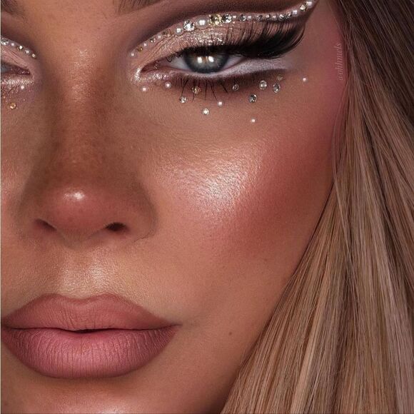 Too Faced Sunset Stripped Eyeshadow Palette - Picture 11 of 16